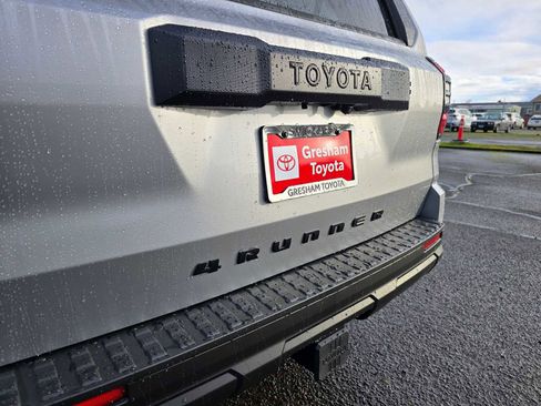 New 2026 Toyota 4Runner SR5 image 21