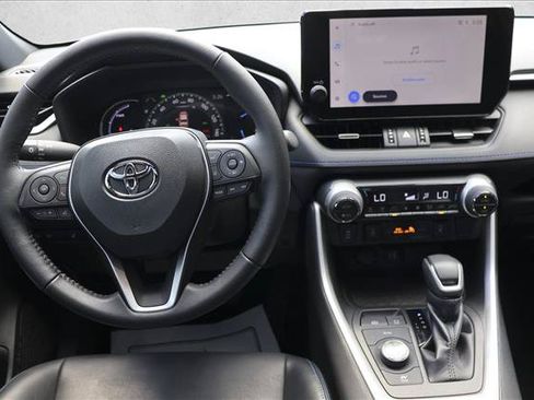 Used 2023 Toyota RAV4 XSE w/ XSE Grade Weather Package AWD/4WD image 24