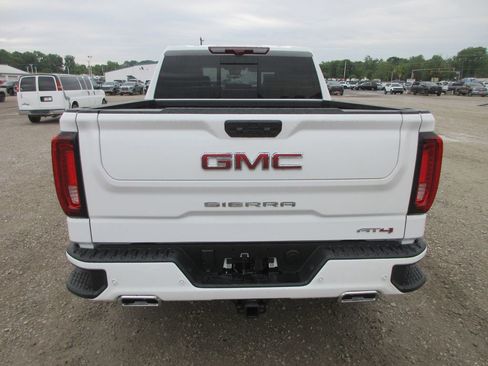 New 2026 GMC Sierra 1500 AT4 w/ AT4 Premium Package AWD/4WD image 6