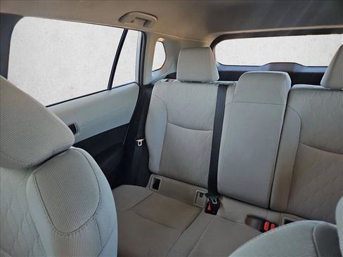 Used 2024 Toyota Corolla Cross L FWD image 6