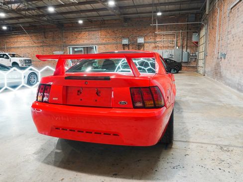 Used 2000 Ford Mustang Cobra RWD image 15