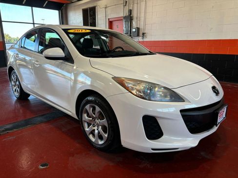Used 2013 MAZDA MAZDA3 i Sport image 4