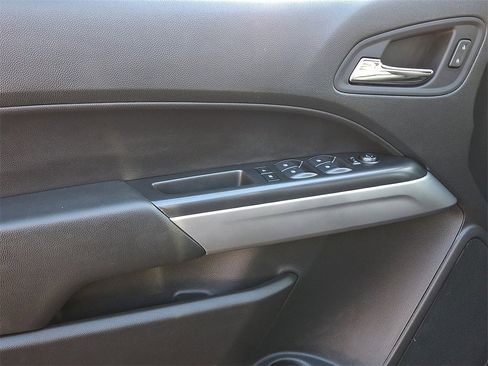 Used 2022 Chevrolet Colorado ZR2 w/ Colorado ZR2 Bison Edition image 13