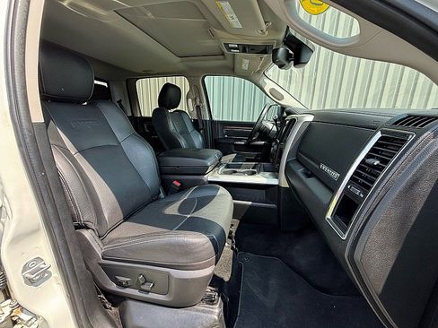 Used 2016 RAM 2500 Laramie w/ Sport Appearance Group AWD/4WD image 18