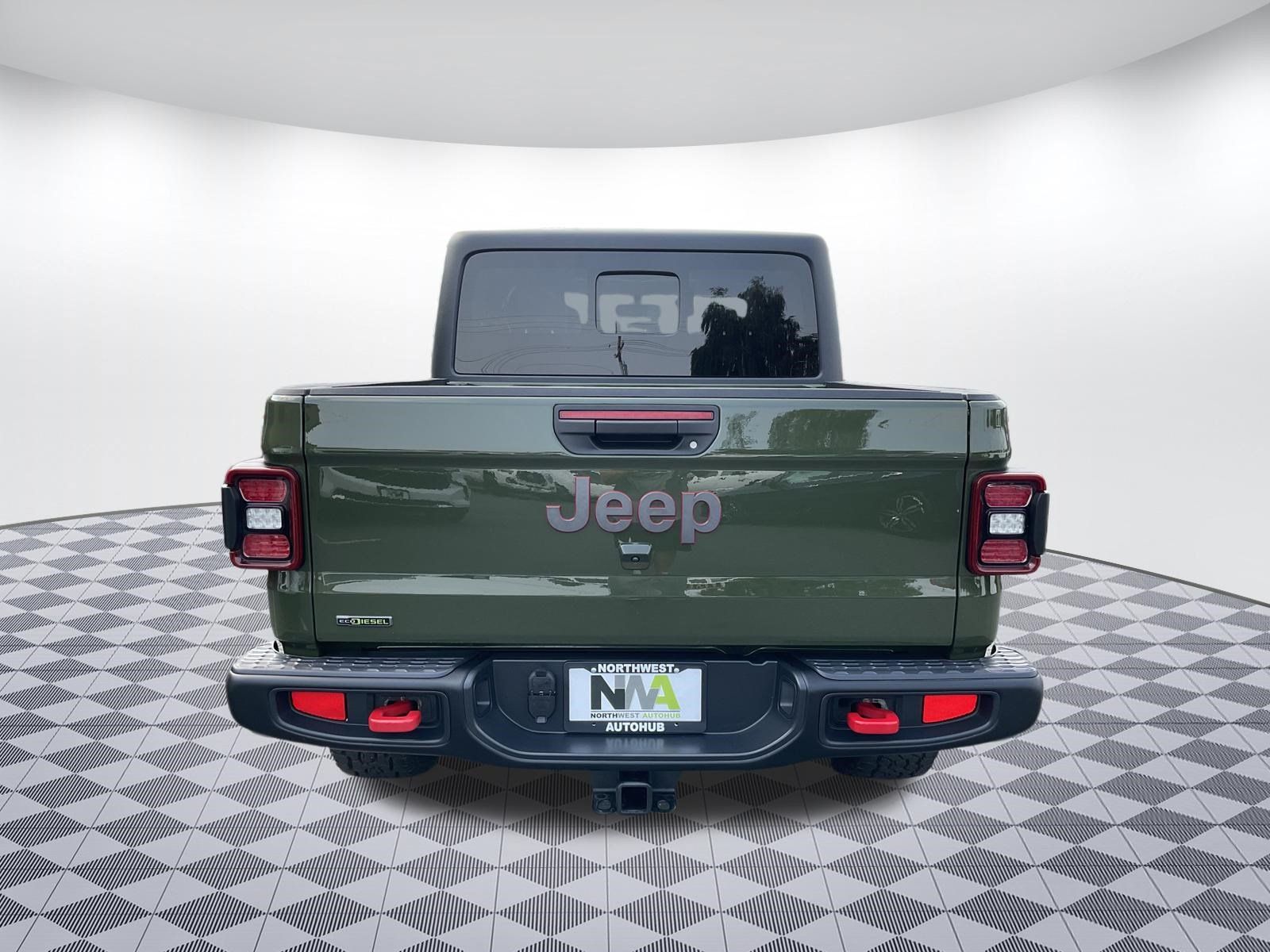 Used 2021 Jeep Gladiator Rubicon w/ Uconnect 4C Nav & Sound Group AWD/4WD image 4