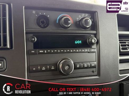 Used 2020 Chevrolet Express 2500 image 18
