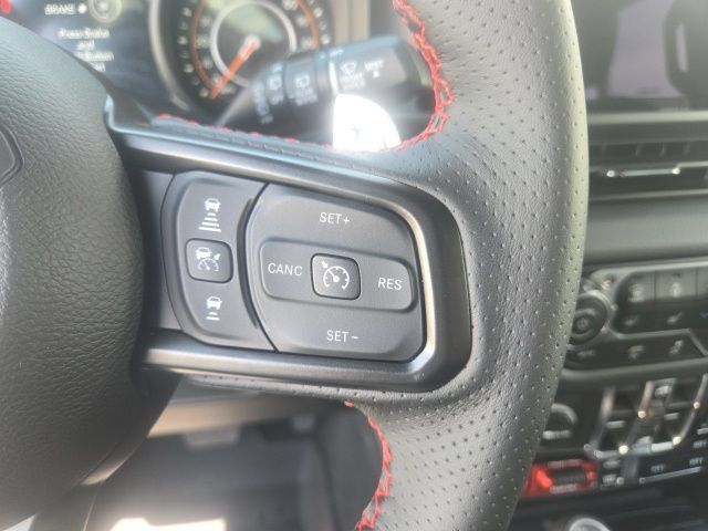 Used 2026 Jeep Wrangler Unlimited Rubicon 392 w/ Quick Order Package 27X Moab AWD/4WD image 32