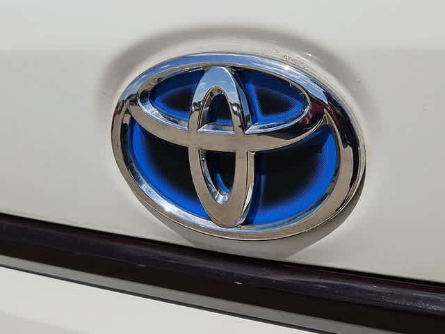 Used 2023 Toyota Corolla LE w/ LE Convenience Package FWD image 17