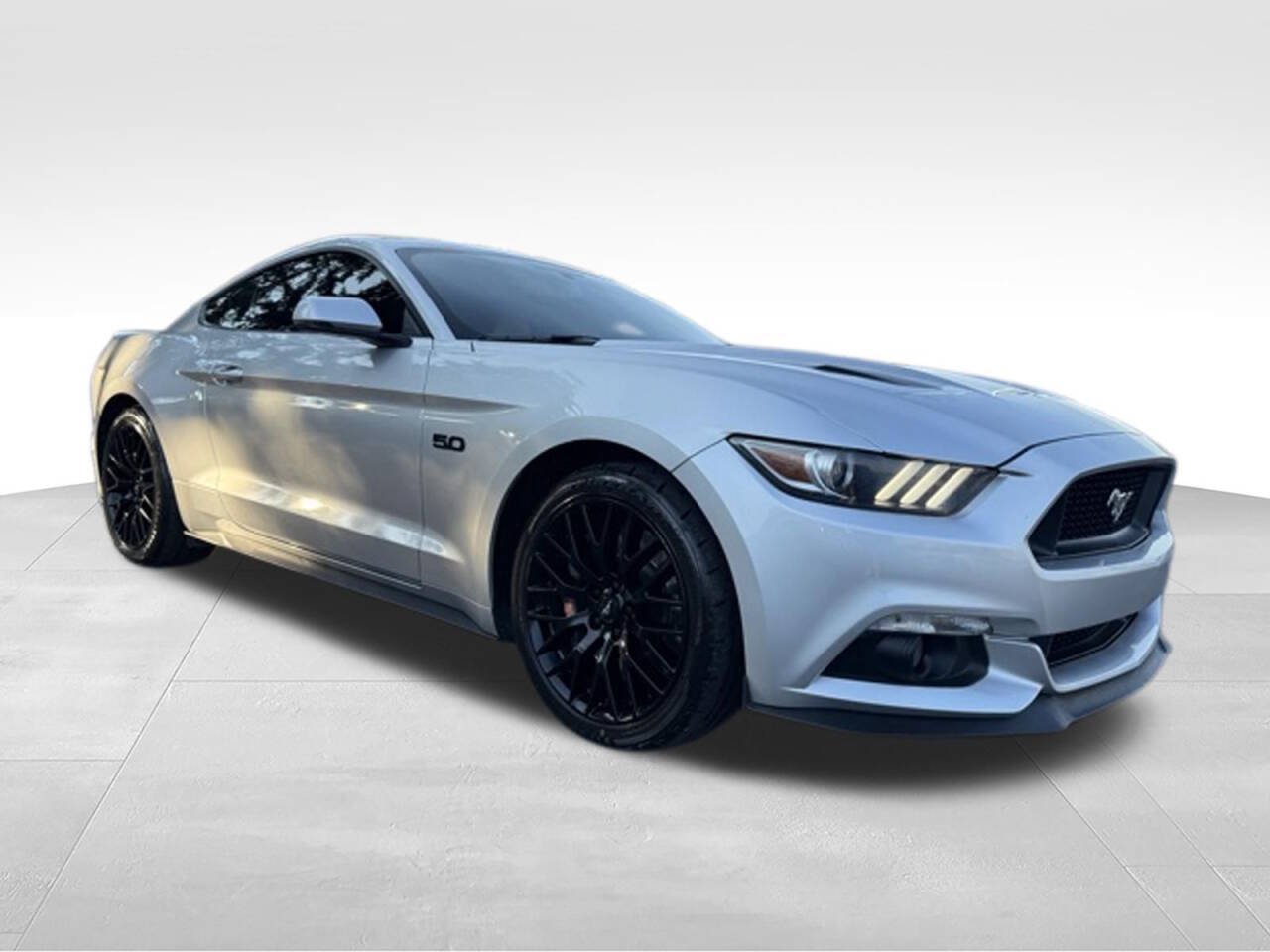 Used 2015 Ford Mustang GT Premium w/ GT Performance Package RWD image 7
