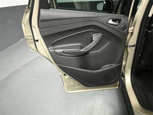 Certified 2018 Ford Escape Titanium w/ Ford Safe & Smart Package image 24