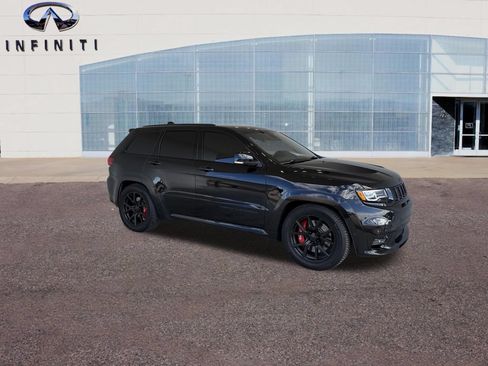 Used 2019 Jeep Grand Cherokee SRT w/ Trailer Tow Group IV AWD/4WD image 13