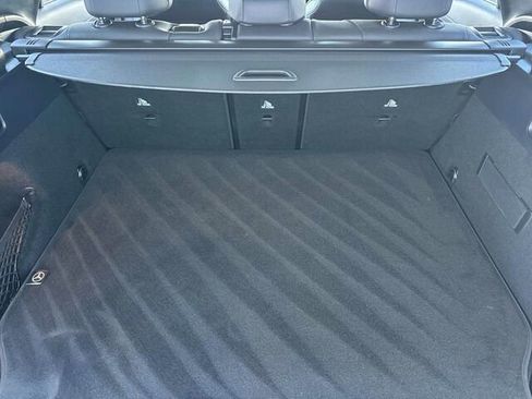 Used 2025 Mercedes-Benz GLC 350e 4MATIC image 19