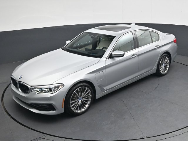Used 2018 BMW 530e RWD image 28