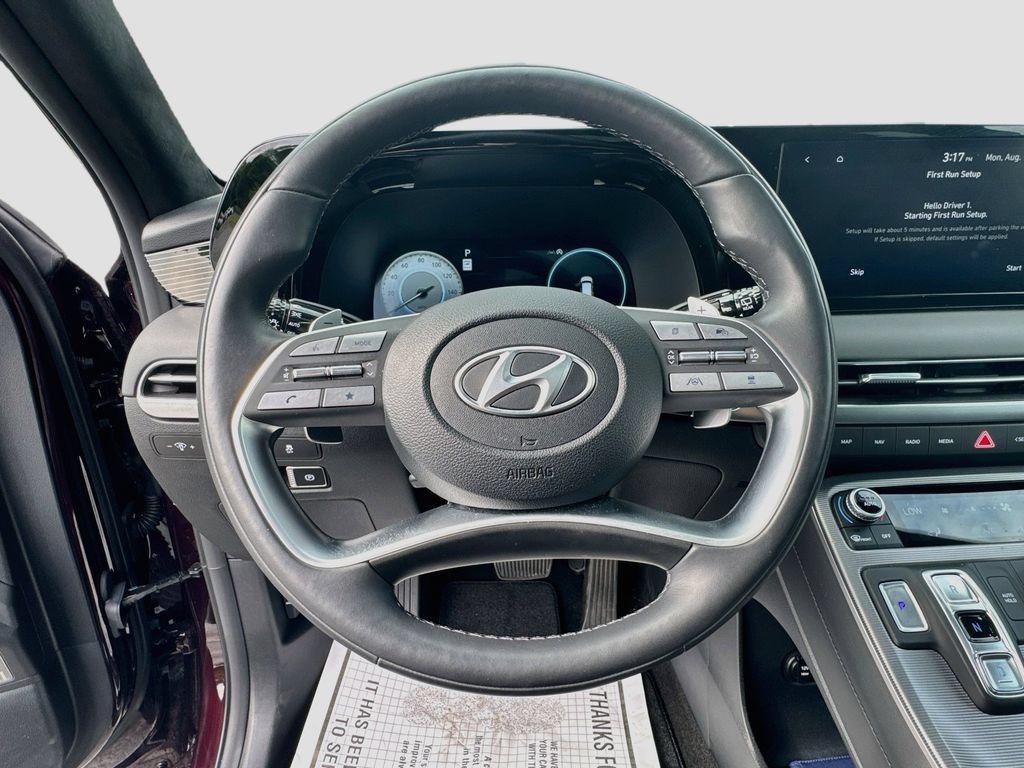 Used 2025 Hyundai Palisade Calligraphy AWD/4WD image 11