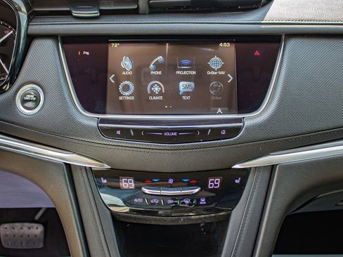 Used 2019 Cadillac XT5 Luxury AWD/4WD image 23