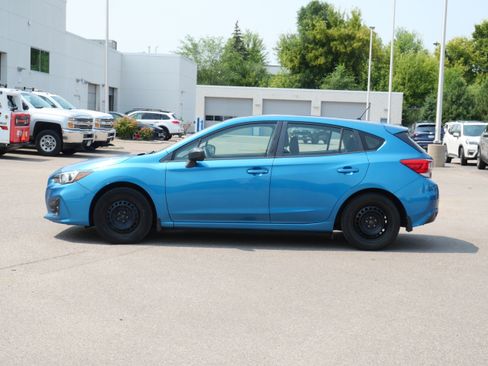 Used 2017 Subaru Impreza 2.0i AWD/4WD image 4