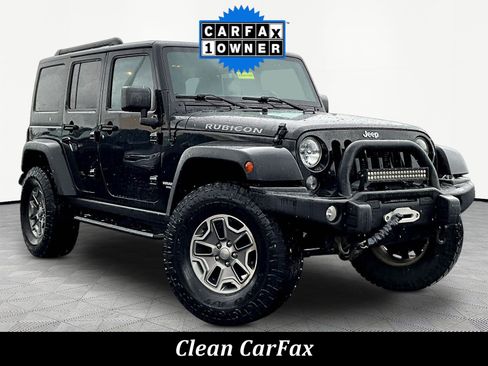 Used 2015 Jeep Wrangler Unlimited Rubicon AWD/4WD image 3