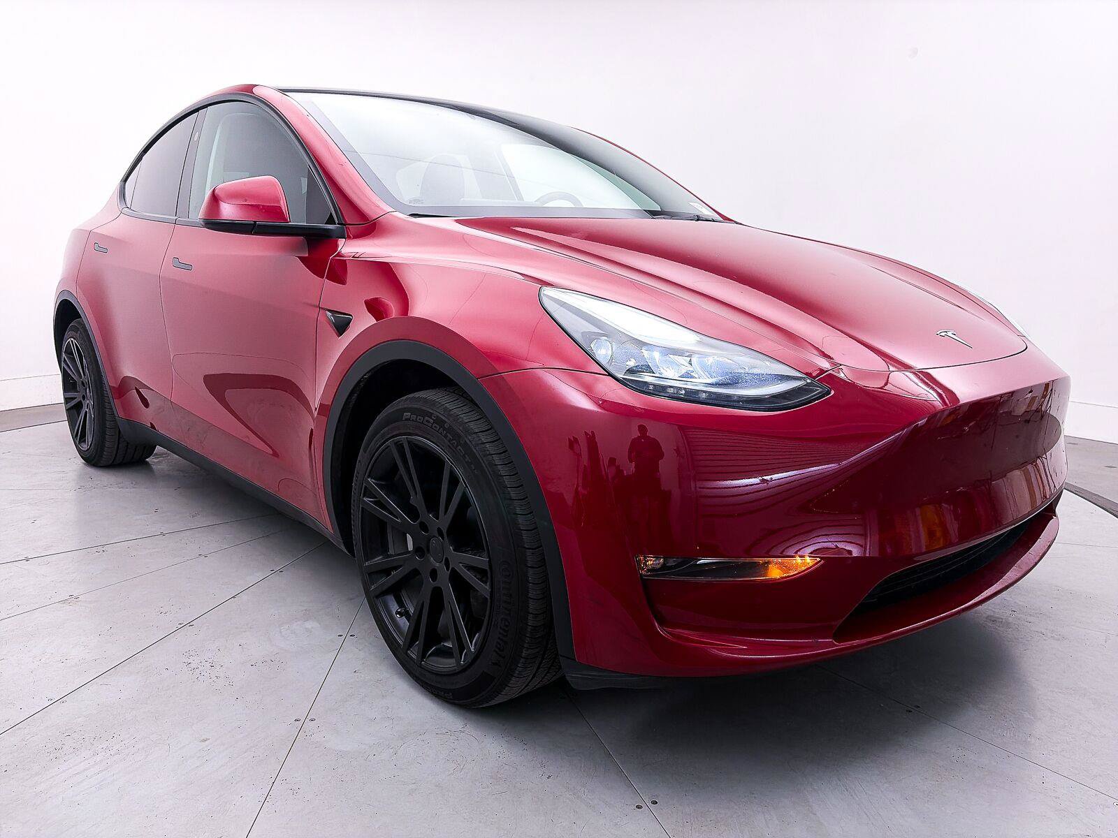 Used 2023 Tesla Model Y Long Range AWD/4WD image 10