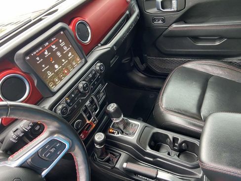 Used 2021 Jeep Wrangler Unlimited Rubicon image 20