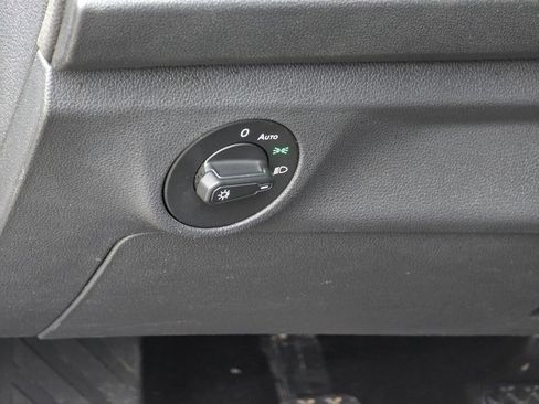 Used 2020 Volkswagen Jetta S image 35