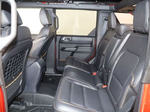 Used 2024 Ford Bronco Badlands AWD/4WD image 36