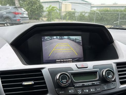 Used 2014 Honda Odyssey EX image 28