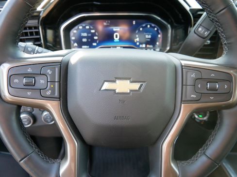 Used 2024 Chevrolet Silverado 3500 High Country AWD/4WD image 17