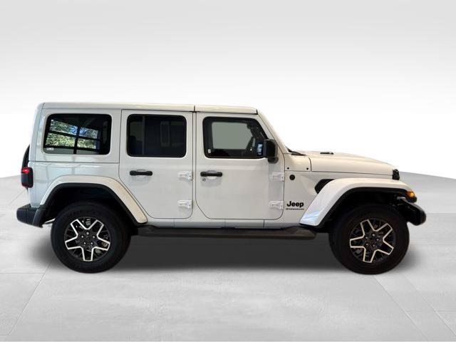New 2026 Jeep Wrangler Unlimited Sahara AWD/4WD image 6