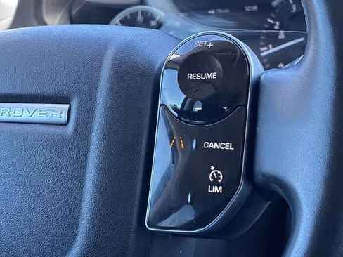 Used 2020 Land Rover Range Rover Evoque S image 25