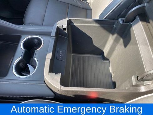 Certified 2023 GMC Yukon XL SLT w/ SLT Premium Package image 15