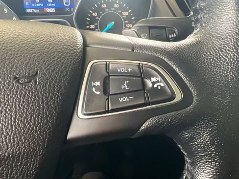 Used 2017 Ford Escape Titanium w/ Equipment Group 301A AWD/4WD image 58