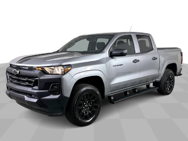 Used 2026 Chevrolet Colorado W/T RWD image 1