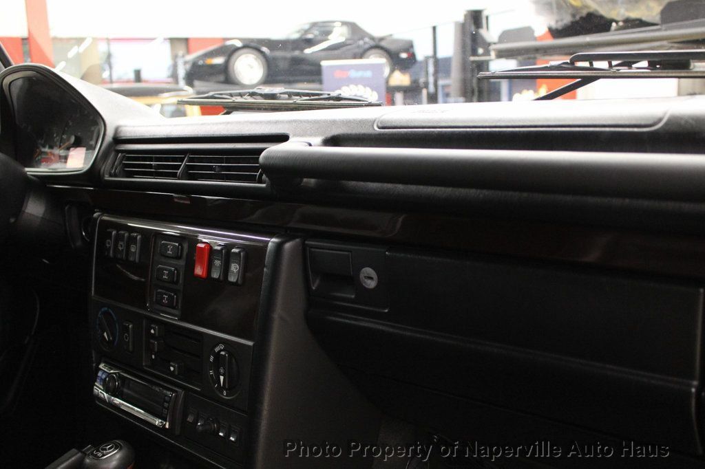 Used 2000 Mercedes-Benz G 500 image 42
