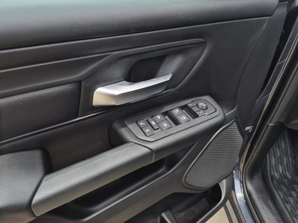 New 2026 RAM 1500 Warlock AWD/4WD image 12