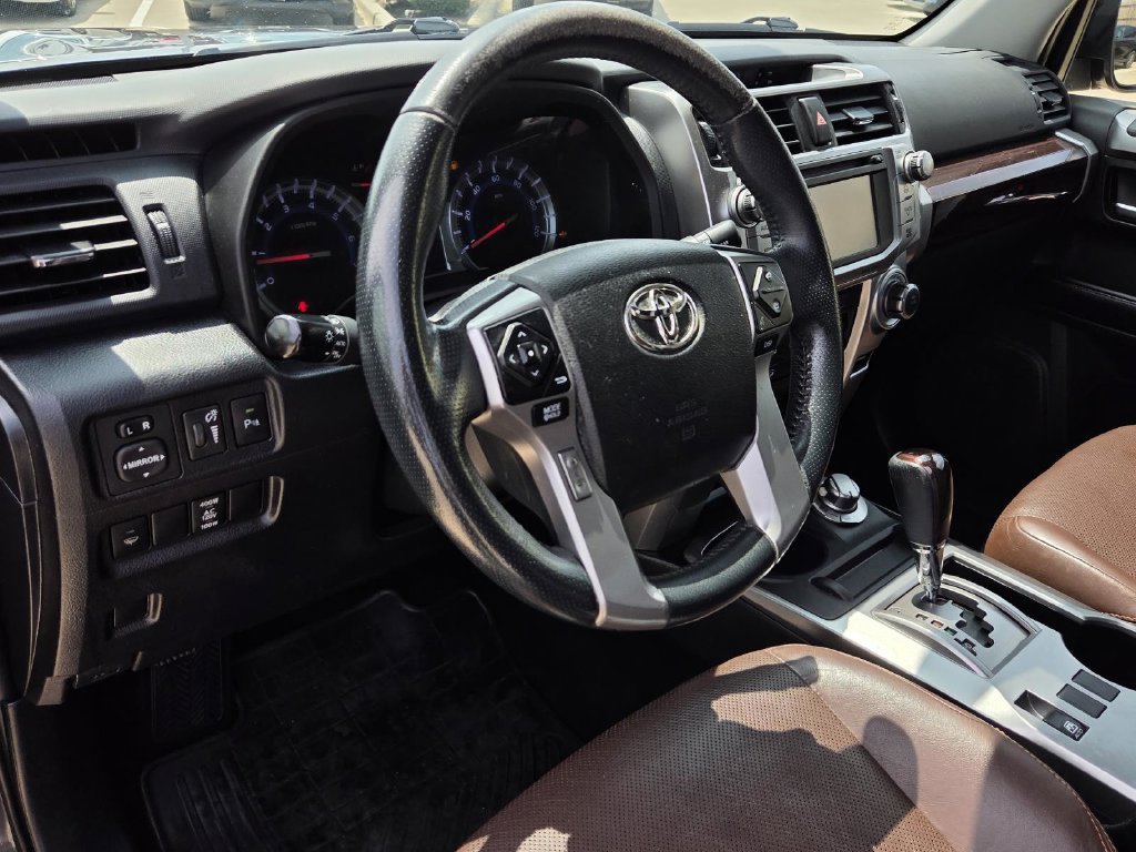 Used 2016 Toyota 4Runner Limited AWD/4WD image 22