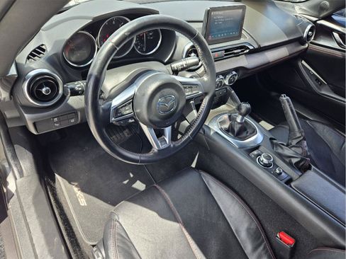 Used 2018 MAZDA MX-5 Miata Grand Touring RWD image 25