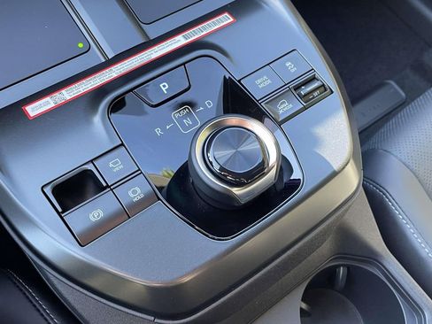 New 2026 Subaru Solterra image 25