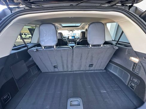 Used 2025 Lincoln Aviator Reserve w/ Equipment Group 201A AWD/4WD image 15
