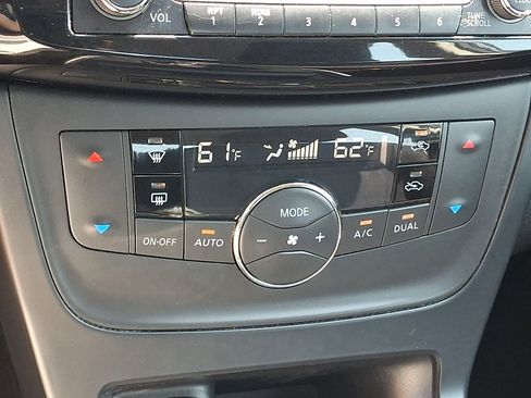 Used 2018 Nissan Sentra SV FWD image 17