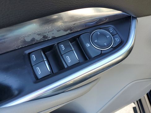 Used 2019 Cadillac XT4 Luxury image 15