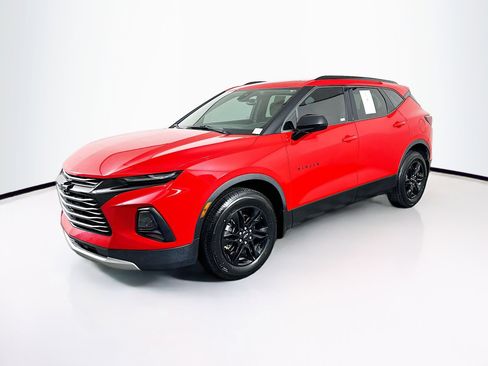 Used 2022 Chevrolet Blazer LT w/ Midnight/Sport Edition FWD image 3