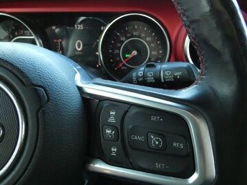 Used 2019 Jeep Wrangler Unlimited Rubicon image 29