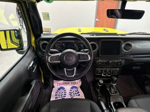 Used 2022 Jeep Wrangler Unlimited Sahara w/ Cold Weather Group image 41