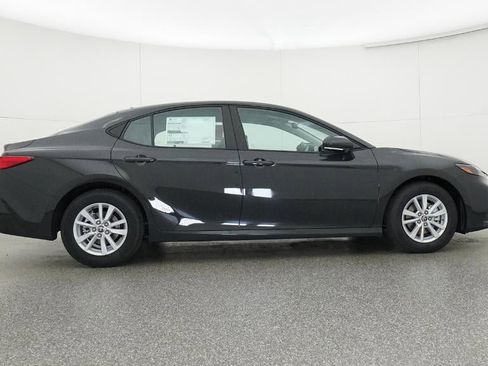 New 2026 Toyota Camry LE image 27