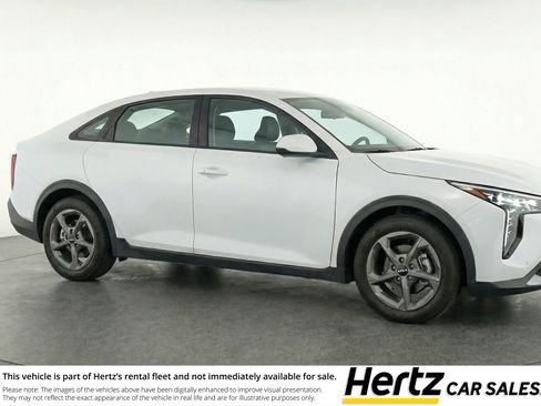 Used 2025 Kia K4 FWD image 1