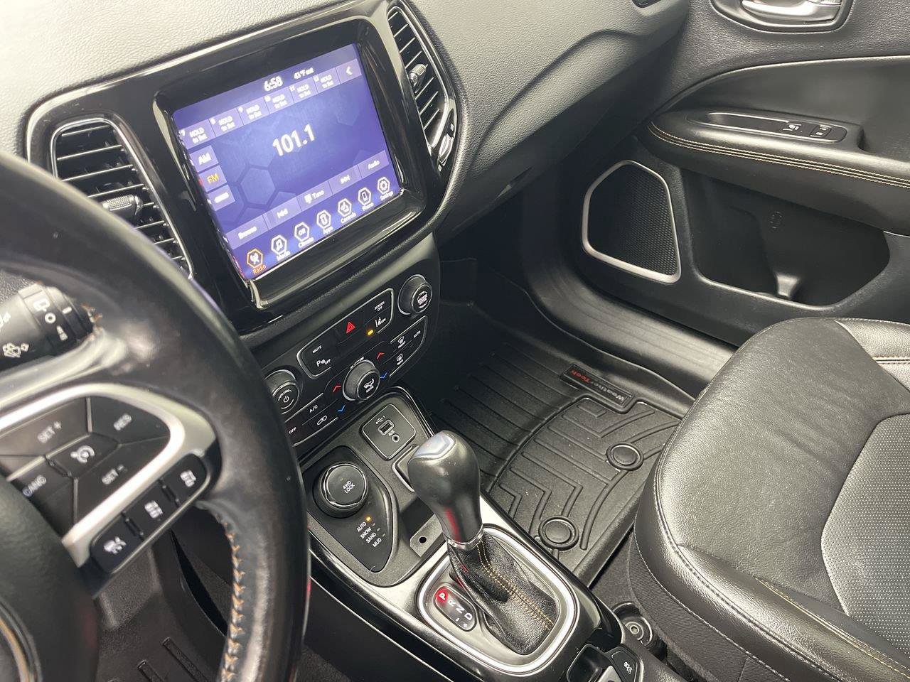 Used 2021 Jeep Compass Limited AWD/4WD image 16