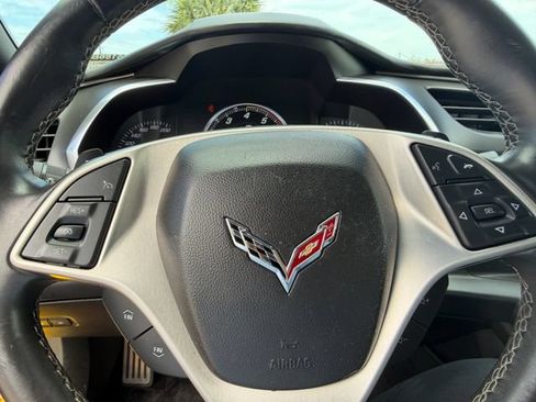 Used 2014 Chevrolet Corvette Stingray Convertible w/ 3LT Preferred Equipment Group RWD image 27