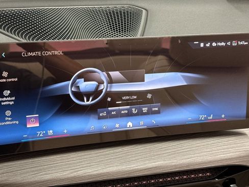 New 2026 BMW 430i Convertible w/ Convenience Package image 23