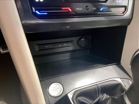 Used 2022 Volkswagen Tiguan SEL R-Line image 27