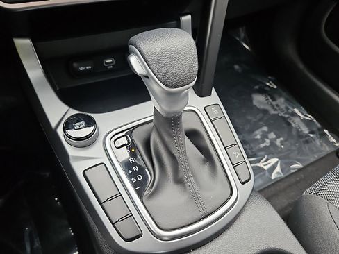 Certified 2022 Kia Seltos LX image 15